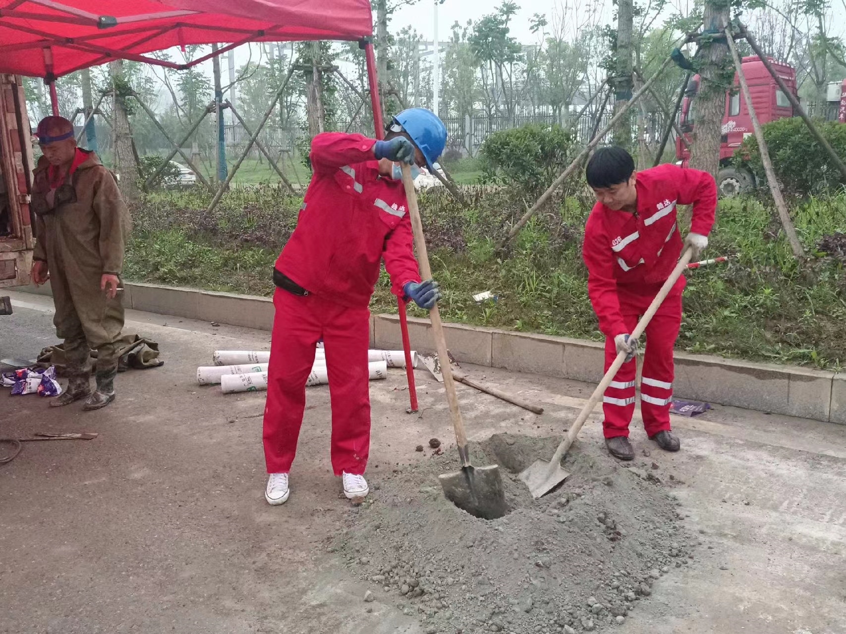 咸阳管道疏通哪家好】及时进行市政管道清淤